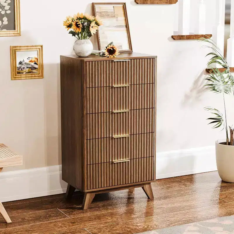 Fluted Tall 5-Drawer Dresser 窶・Walnut Wood, Mid-Century Modern Chest of Drawers