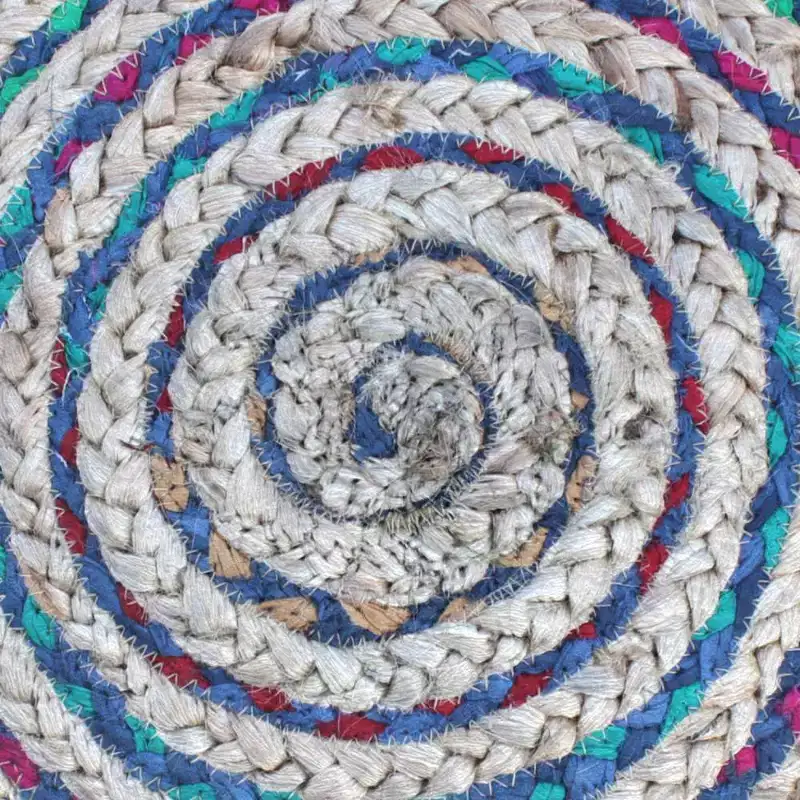Round Pouf