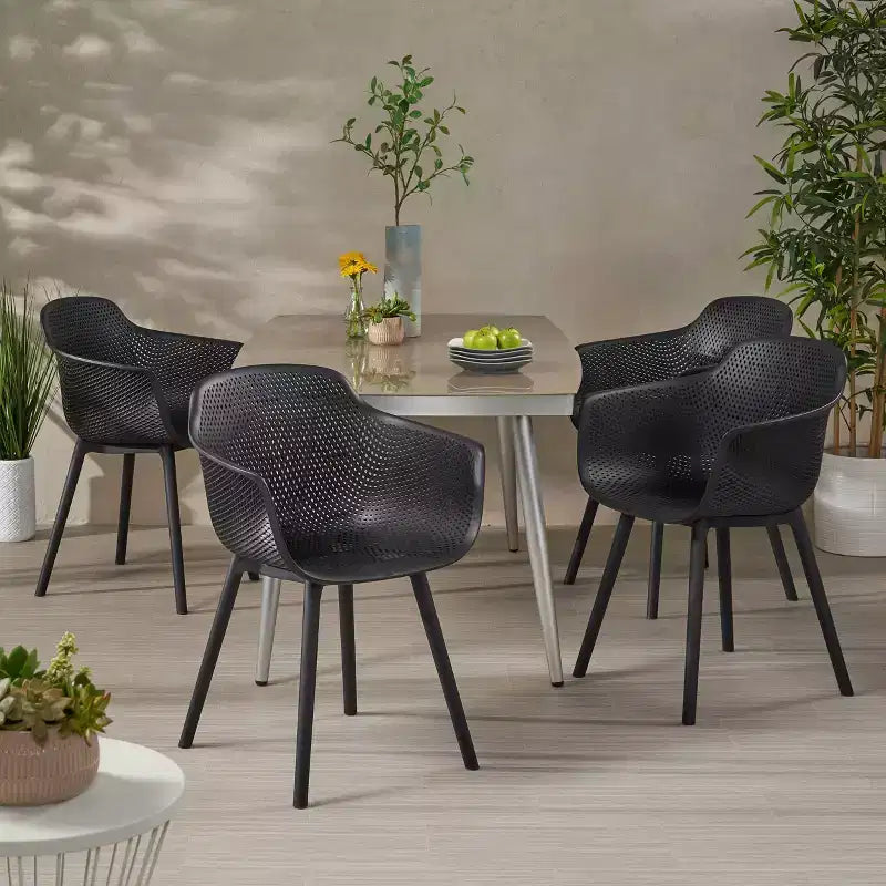 Christopher Knight Home Hanness Outdoor Modern Polypropylene Dining Chair (Set of 4)