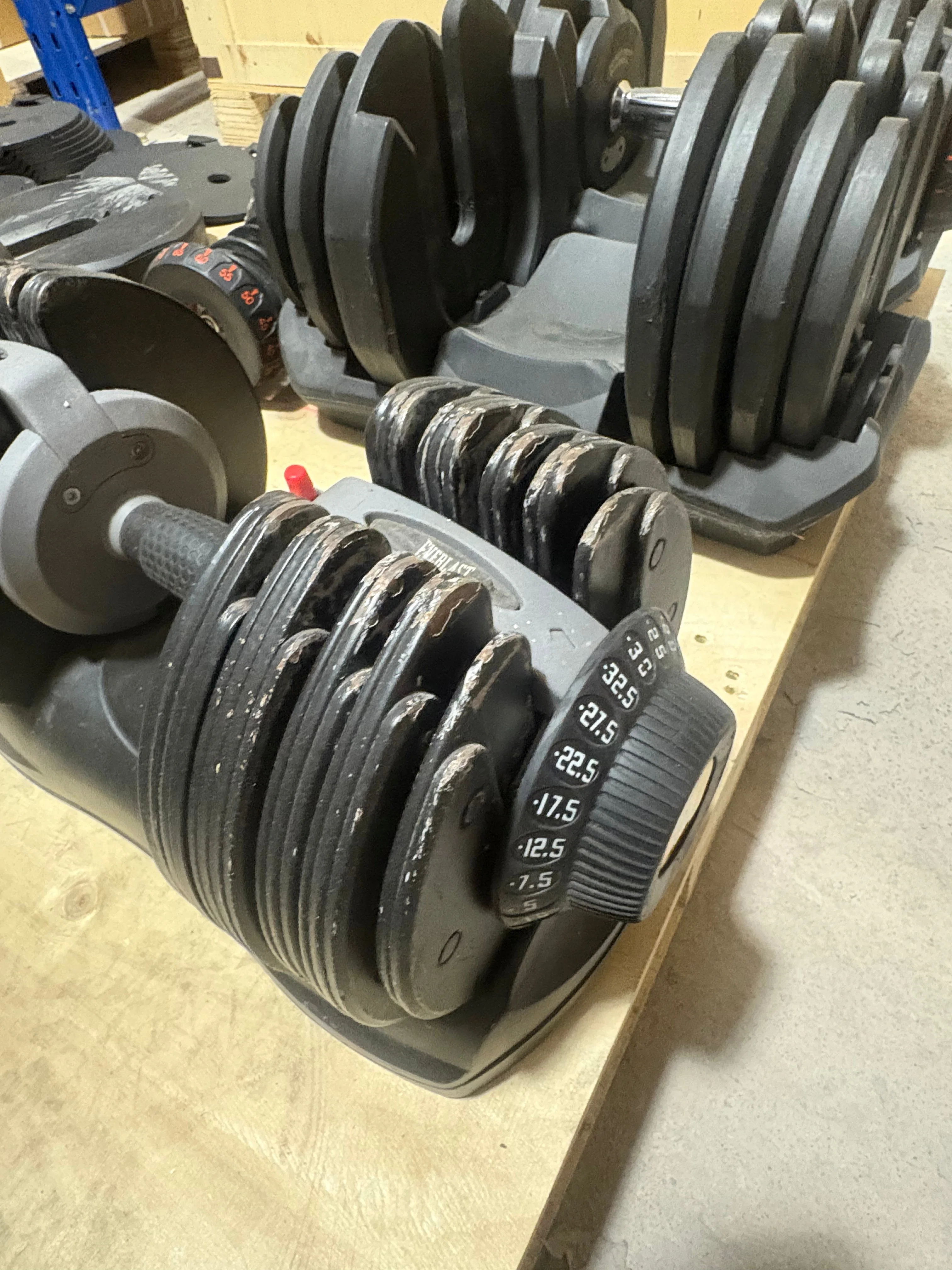 Single 5-32.5kg Adjustable Dumbbell